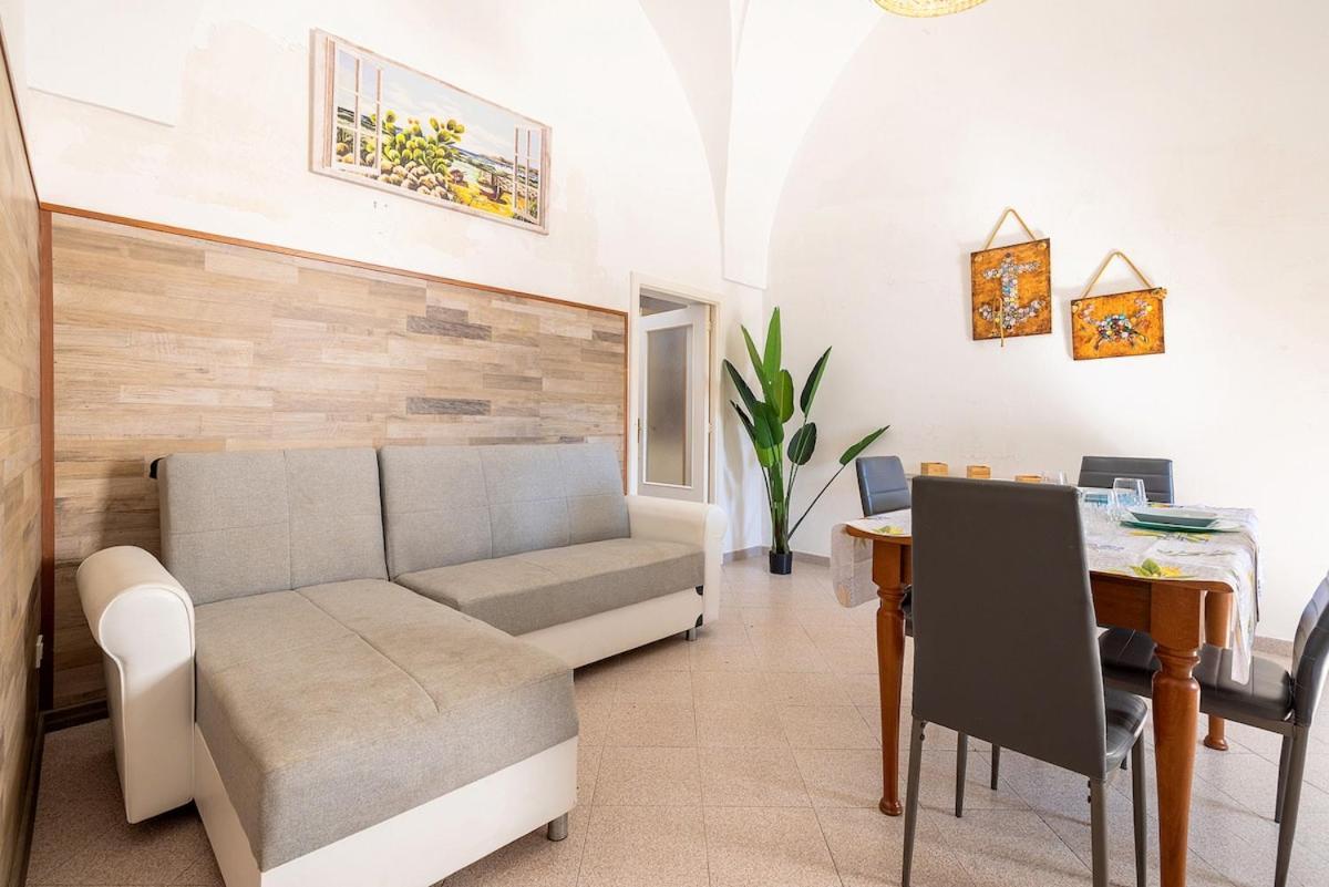 Riviera Dei Cigni - Comfort E Tranquillita Uggiano La Chiesa Exterior foto